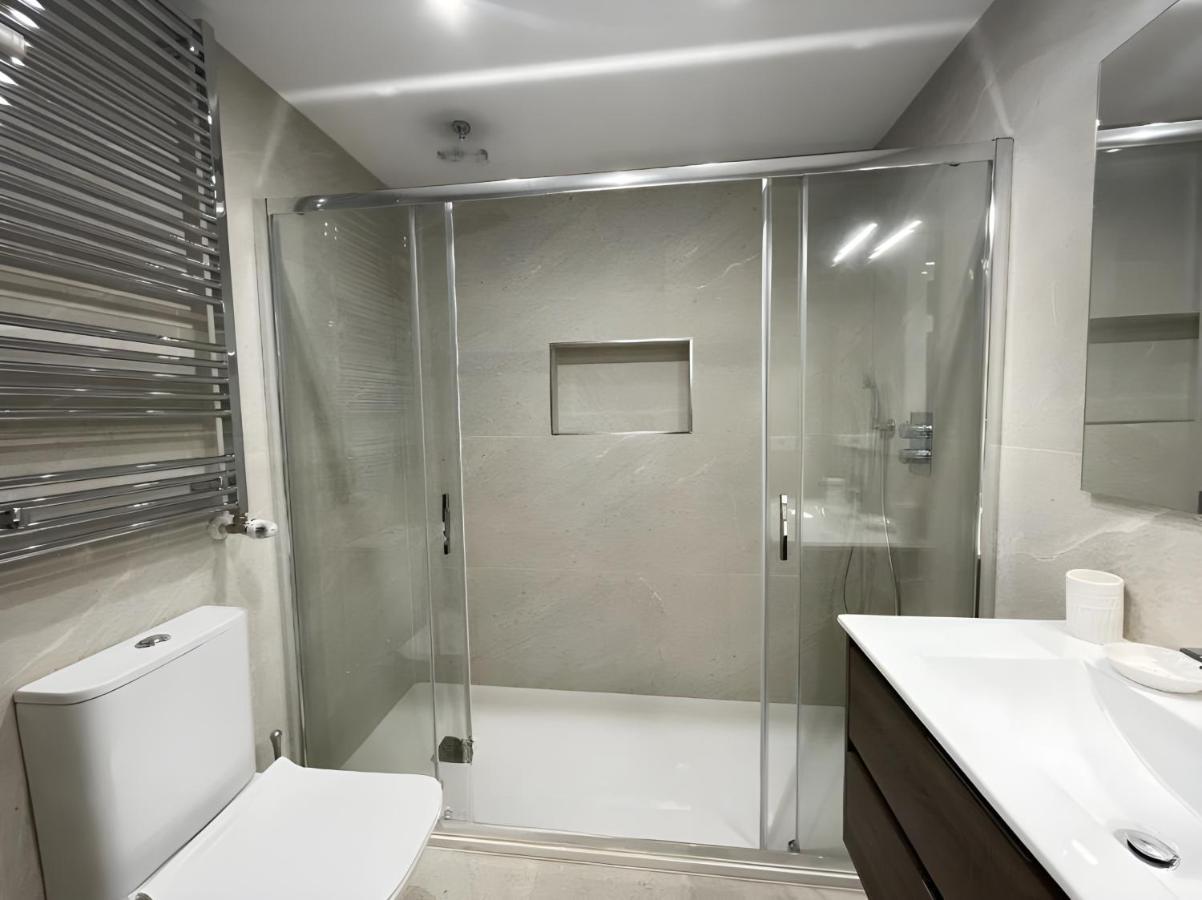 Amplio Y Moderno Piso De 4 Habitaciones Y Terraza ปอนเตเบดรา ภายนอก รูปภาพ